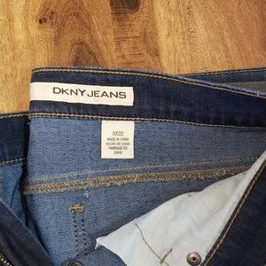 Dkny Soho Skinny Jean's 8×32
